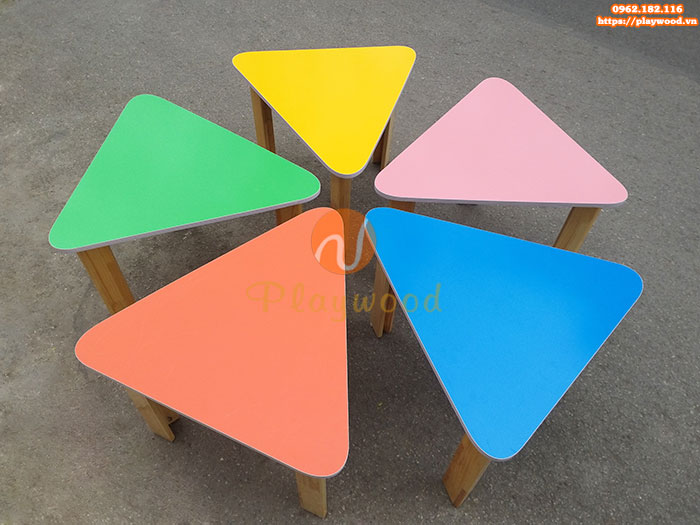 Bàn ghế gỗ hình tam giác 5 bàn mầm non PW-3331